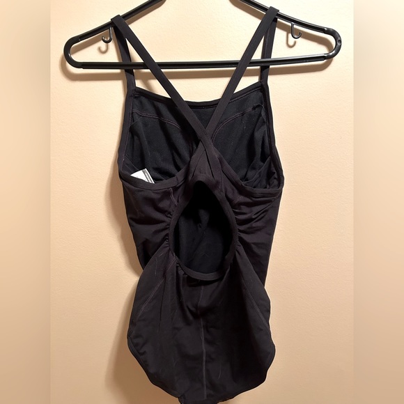 Like new - Picture 2 of 2